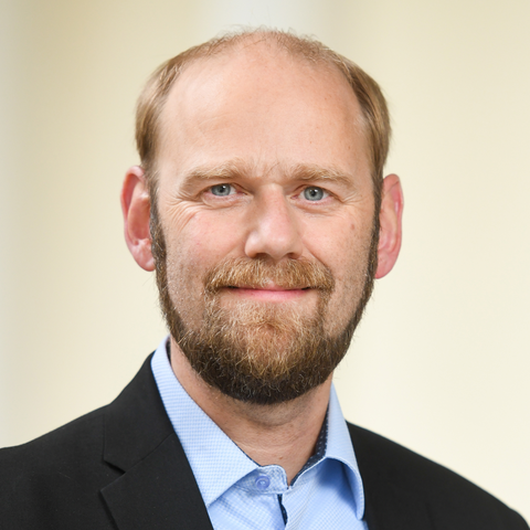 Es ist Prof. Dr. Ludger Wößmann zu sehen