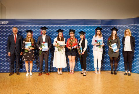 Absolventen Bachelor WiPäd