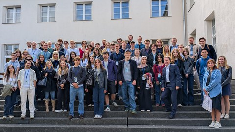Zu sehen sind die Teilnehmenden der EUTOPIA Summer School