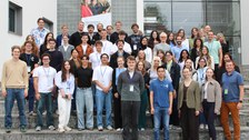Zu sehen sind die Teilnehmenden einer Summer School