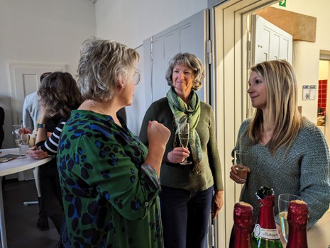 Es sind Birgit Hergert, Evelyn Krug und Christin Peschel zu sehen 