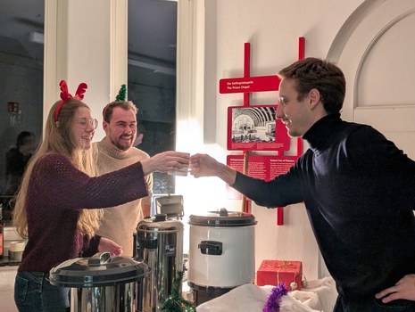 FSR beim Glühweinverkauf