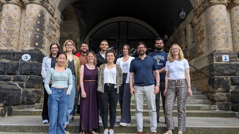 Man sieht ein Gruppenfoto von dem PhD Kurs von Prof. Benjamin Elsner