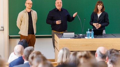 Foto mit Prof. Ciprian Domnisoru, Prof. Kamila Cygan-Rehm und Dr. Andreas Leibing