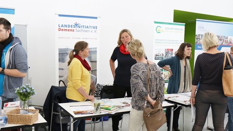 More than 100 visitors at the 2nd Dresdner Aktionstag Demenz at CRTD