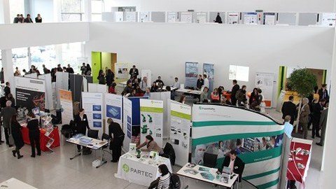 29 Saxon industry exhibitors showed their products and technological applications in the foyer of the CRTD