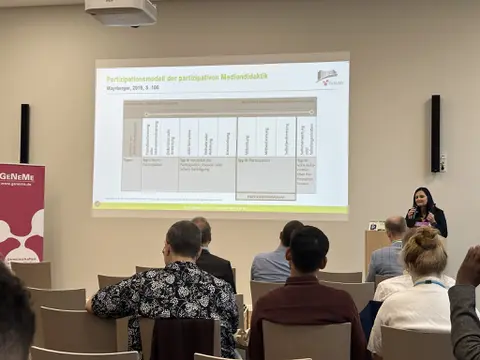 Keynote: „Generation Smartphone lehrt Generation Alpha“ (Dr. Petra Traxler)
