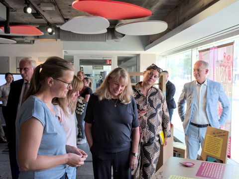 Eröffnung der Ausstellung im COSMO-Wissenschaftsforum