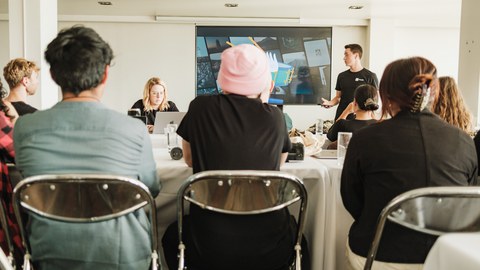 Stockfoto eines Meeting-Szenarios