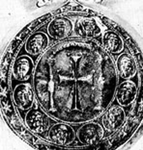 Zum Vergleich das selbe Motiv, Kreuz unter Ädikula, auf einer Pilgerampulle des 6. Jahrhunderts aus Monza