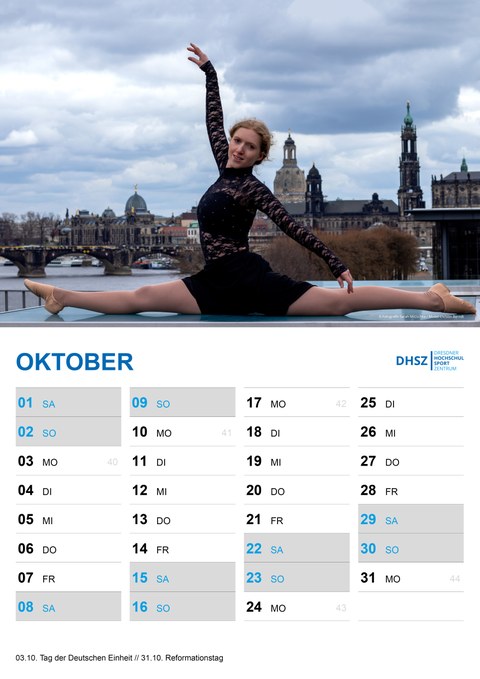 Kalenderblatt mit Foto einer Tänzerin im Spagat vor der  Kulisse Dresdner Altstadt