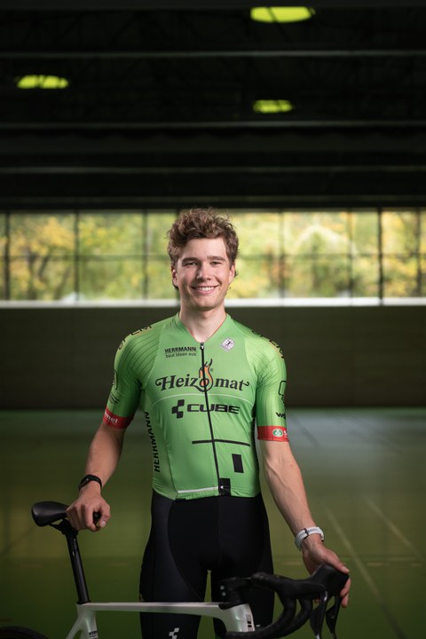 Hannes Degenkolb, Sportstipendiat, mit Rennrad