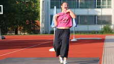 Die Kursleiterin beim Zumba