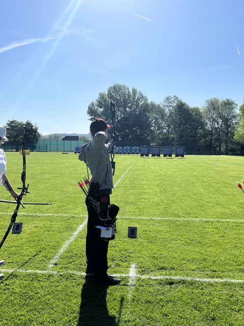 Foto Bogenschütze im Gegenlicht