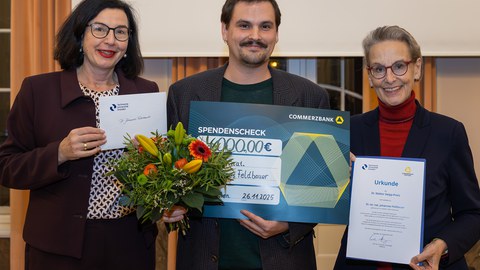 Dr. rer. nat. J. Feldbauer