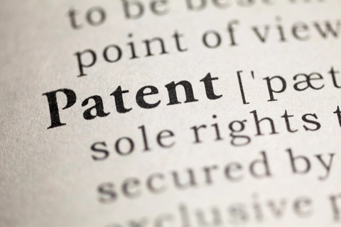 Das Wort "Patent" ist zu lesen