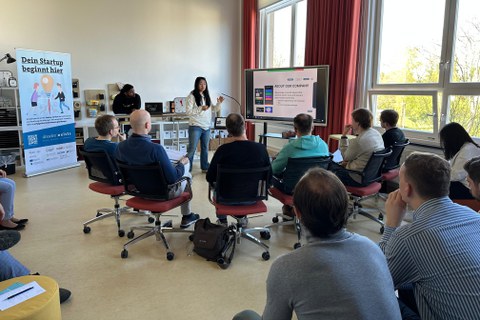 Startup Bootcamp Pitchday Pitc