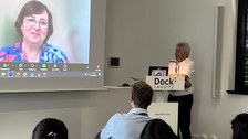 Videoschalte mit einer externen Expertin/ Investorin im Dock 3 Lausitz 