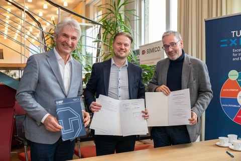 Unterzeichnung des MoU zwischen TUD|excite & TZD
