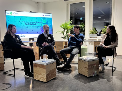 Gesprächsrunde mit 3 Gründer:innen