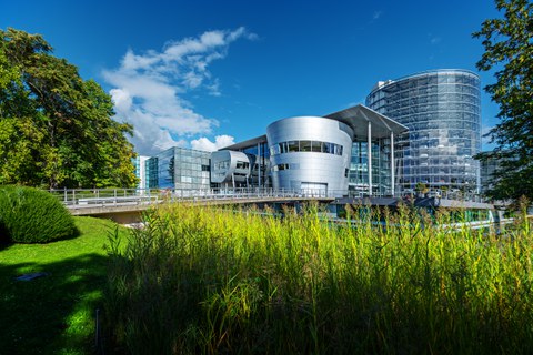 die Gläserne Manufaktur
