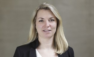 Dr. Anita Sbalzarini
