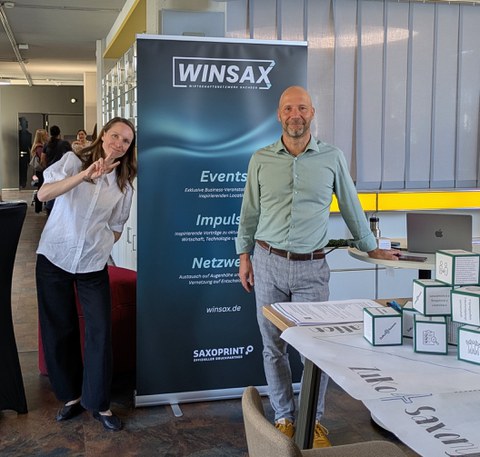 businesslaunch-zk4sy-winsax