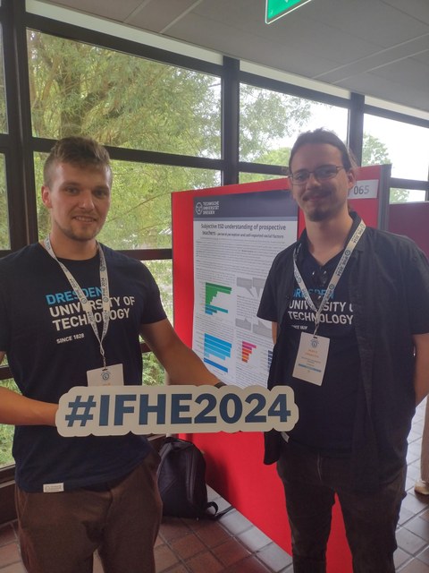 Studierende der LEH auf der IFHE2024 