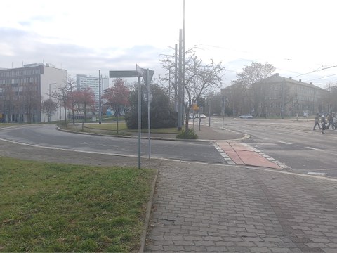 Zeig die Kreuzung Nürnberger Platz