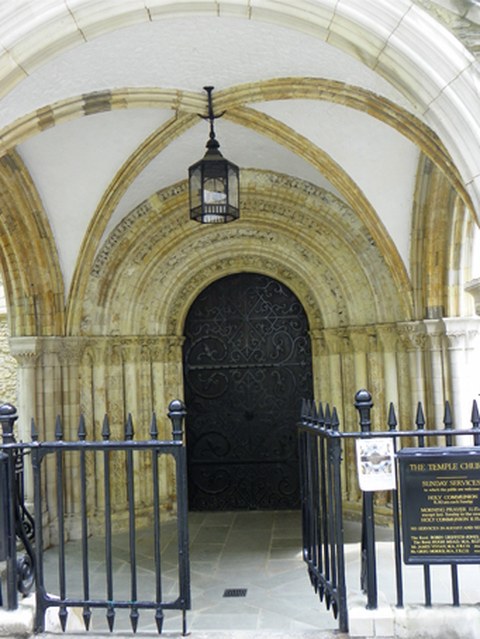 Westportal und Portalfiguren