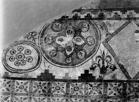 Kreis-und Rosettenornamente in der Templer-Kirche von San Bevignate