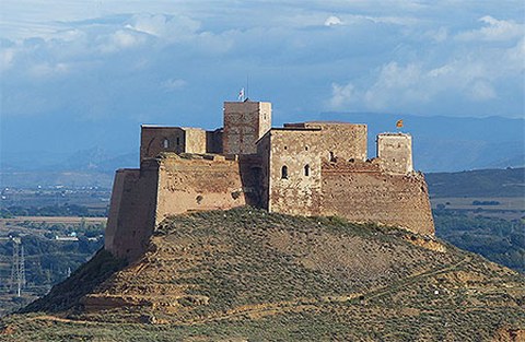 Die Burganlage von Monzón, Gesamtansicht