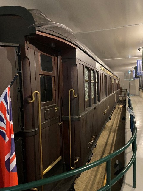 Foto eines Ausstellungsraums im Musee de L'armistice