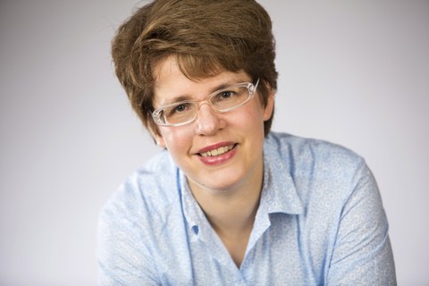 Stephanie Zloch
