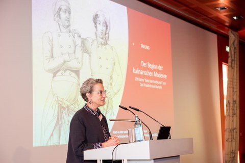TU-Rektorin Ursula Staudinger bei der Rumohr-Tagung
