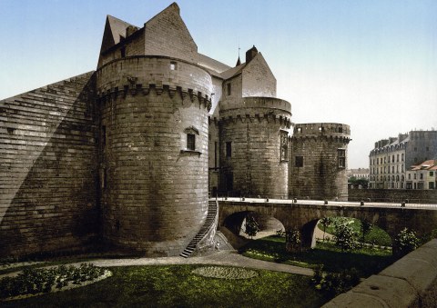 Eingang zum Schloss von Nantes um 1900