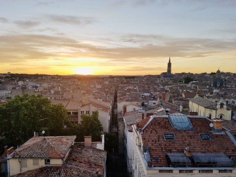 Sonnenuntergang über den Dächern der Altstadt