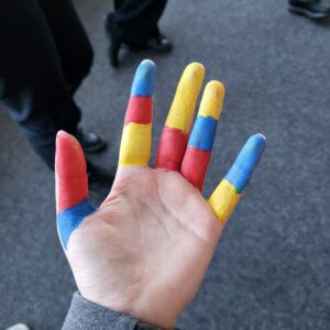 Fotografie einer angemalten Handfläche