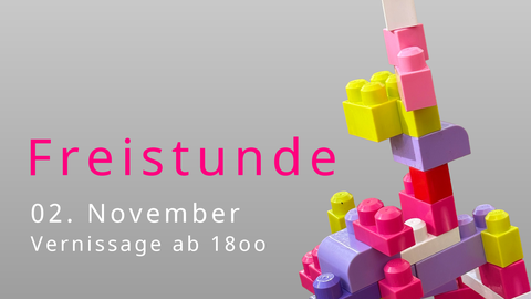 Werbeplakat für die Ausstellung "Freistunde" mit Werbetext sowie einer Fotografie bunter Stapelsteine