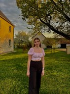 Das Bild zeigt Anna Wollmann