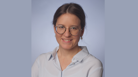 Frau Dr. Kultzen 