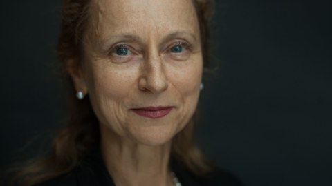 Porträtfoto von Prof. Dr. Dr. Sabine von Schorlemer