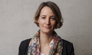 Portrait 2024 Anne Lauber-Rönsberg