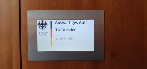 Türschild bei der Exkursion ins Auswärtige Amt