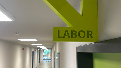Laborpfeilgrün