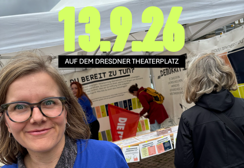 Demostand auf dem Dresdner Theaterplatz