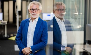 Porträtbild von Hans Vorländer