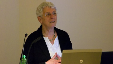Prof. Giovanna Covi gave the final lecture in the “Gender³ reloaded” project.