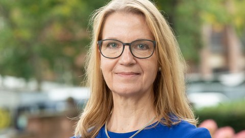 Portrait von Prof. Dr. Marianne Kneuer