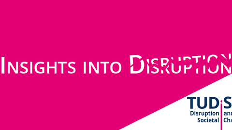 Plattform Titel: Insights into Disruption, mit dem Wort "Disruption" gesplittet.